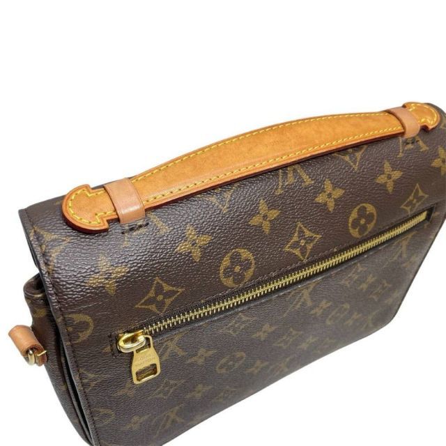 VUITTON
