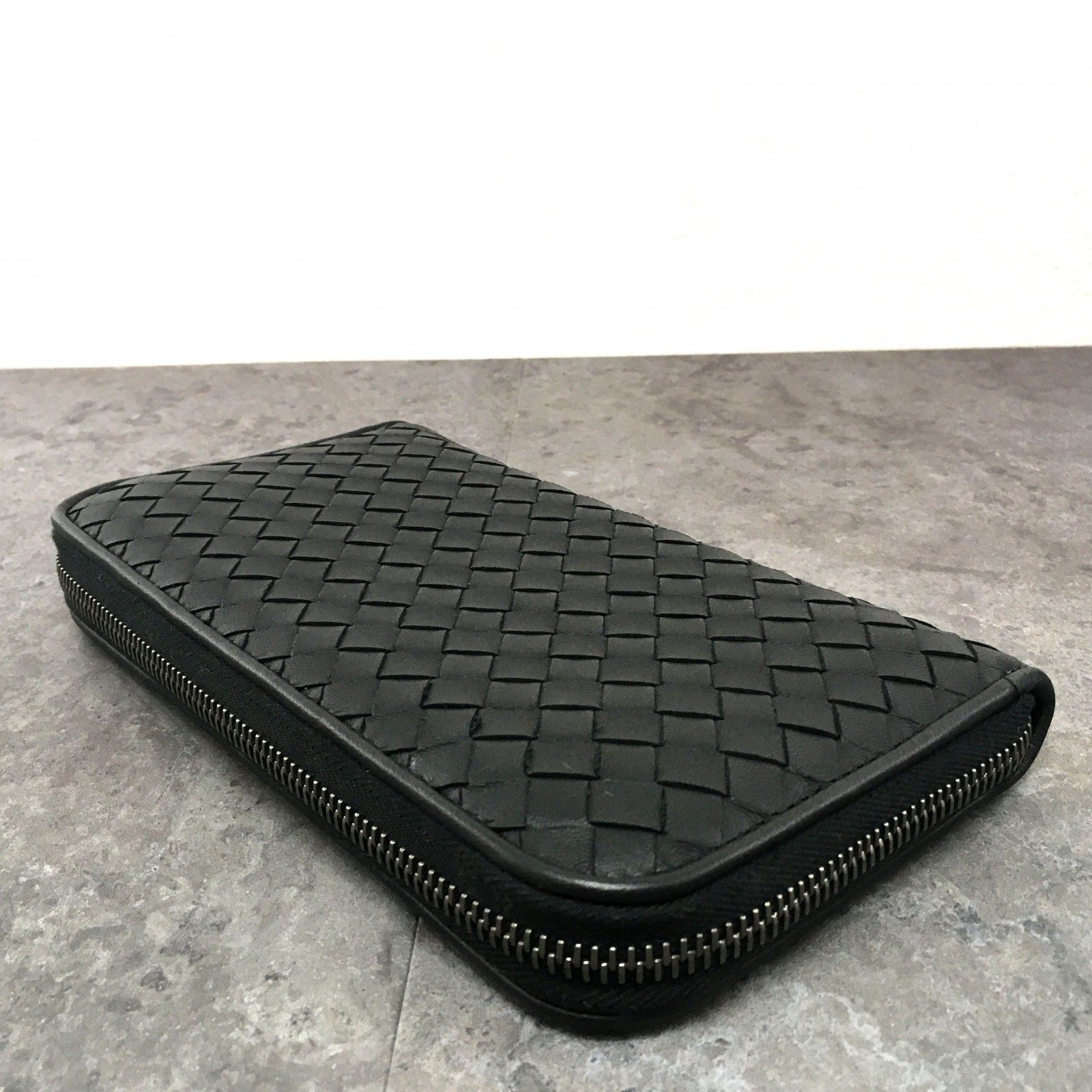 送料込み！ 未使用品 BOTTEGAVENETA ジップウォレット ラムスキン 箱  