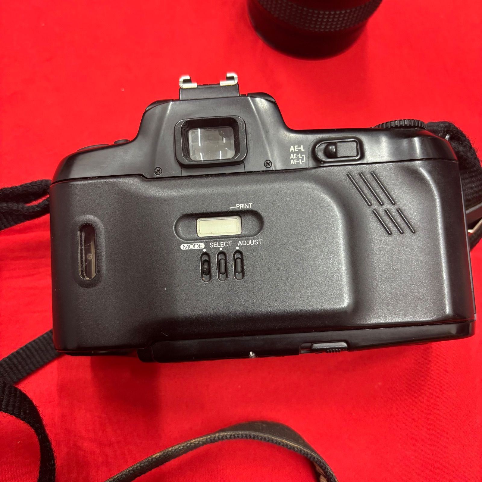 Nikon F-601 一眼レフカメラ 28-70mmレンズ付き Nikon F-601・F-601QD・F-601M 詳細仕様 （By キンタロウ）