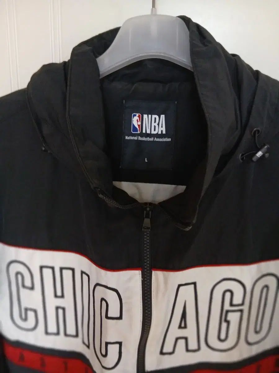 NBA シカゴ ブルズ フード ウインドブレーカー ブルゾン 100 105