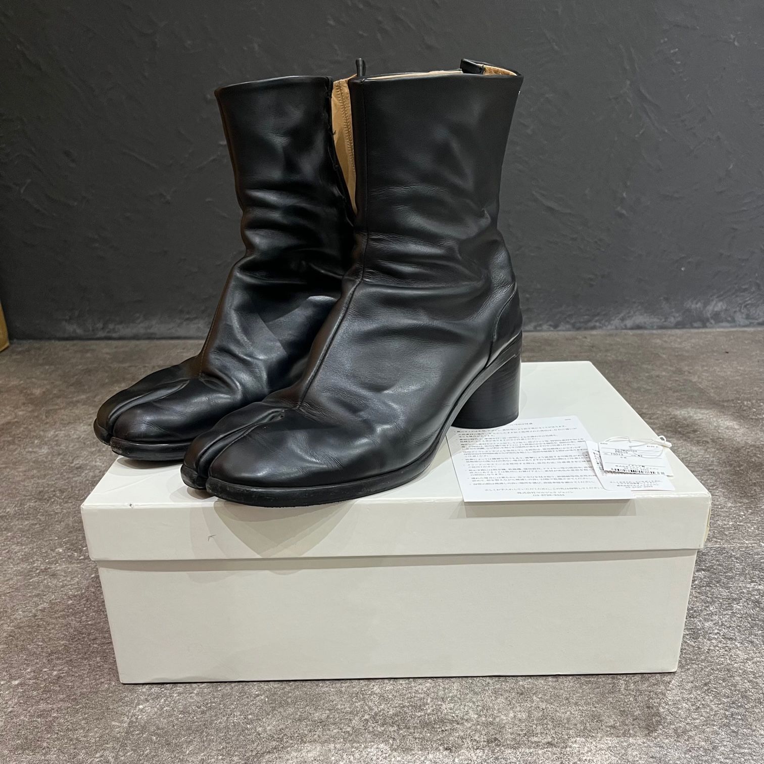 マルジェラ　ヒール　ブーツ　MAISON MARGIELA Maison Margiela(メゾン マルジェラ)の足袋ブーツがMAX54％OFFで手に