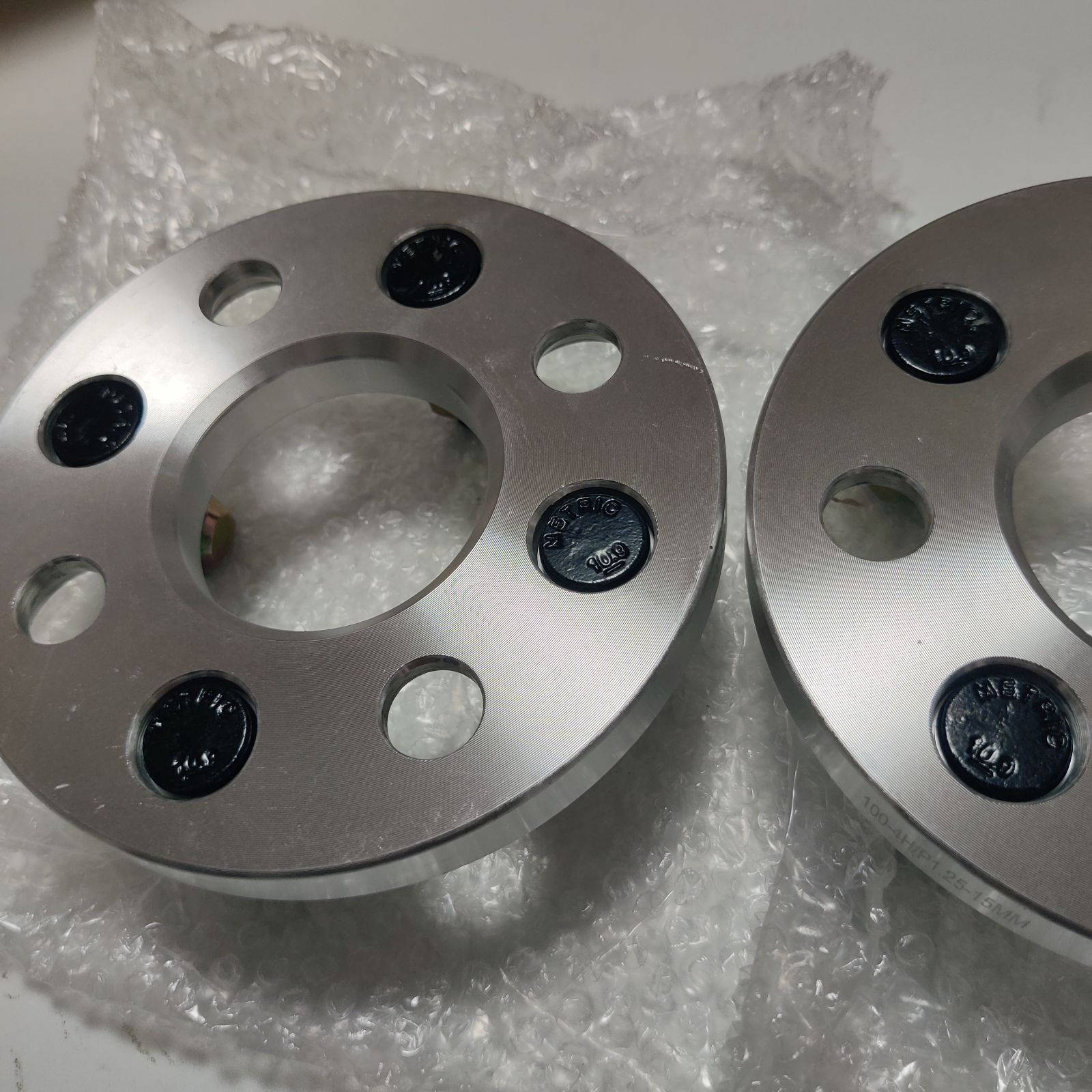 デュラックス ワイドトレッドスペーサー スペーサー 15mm ハブリング付き 最大2000円OFFクーポンDurax ワイドトレッド