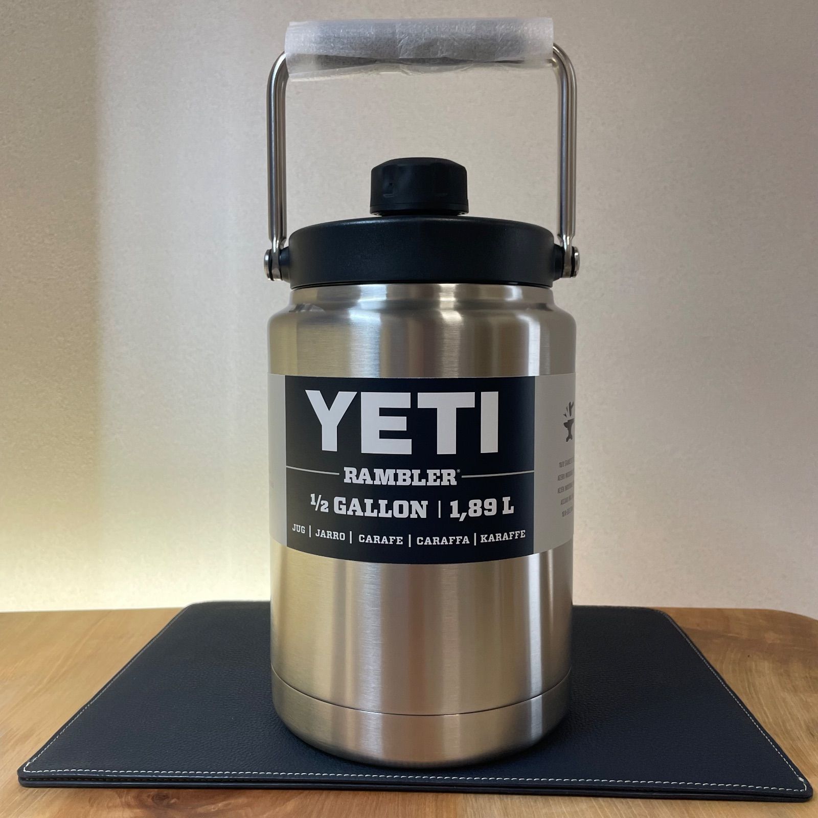 新品未使用＊【ハーフガロン】YETI Rambler Half Gallon Jug -シルバー