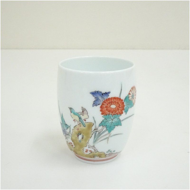 有田焼 酒井田垣右衛門造 錦菊鳥文湯呑 柿文湯呑 柄違い2客 保護箱 湯飲み 湯呑み 湯のみ おしゃれ かわいい 茶道具 茶器 来客 お茶 旅館 和風 雑貨 レトロ 食器