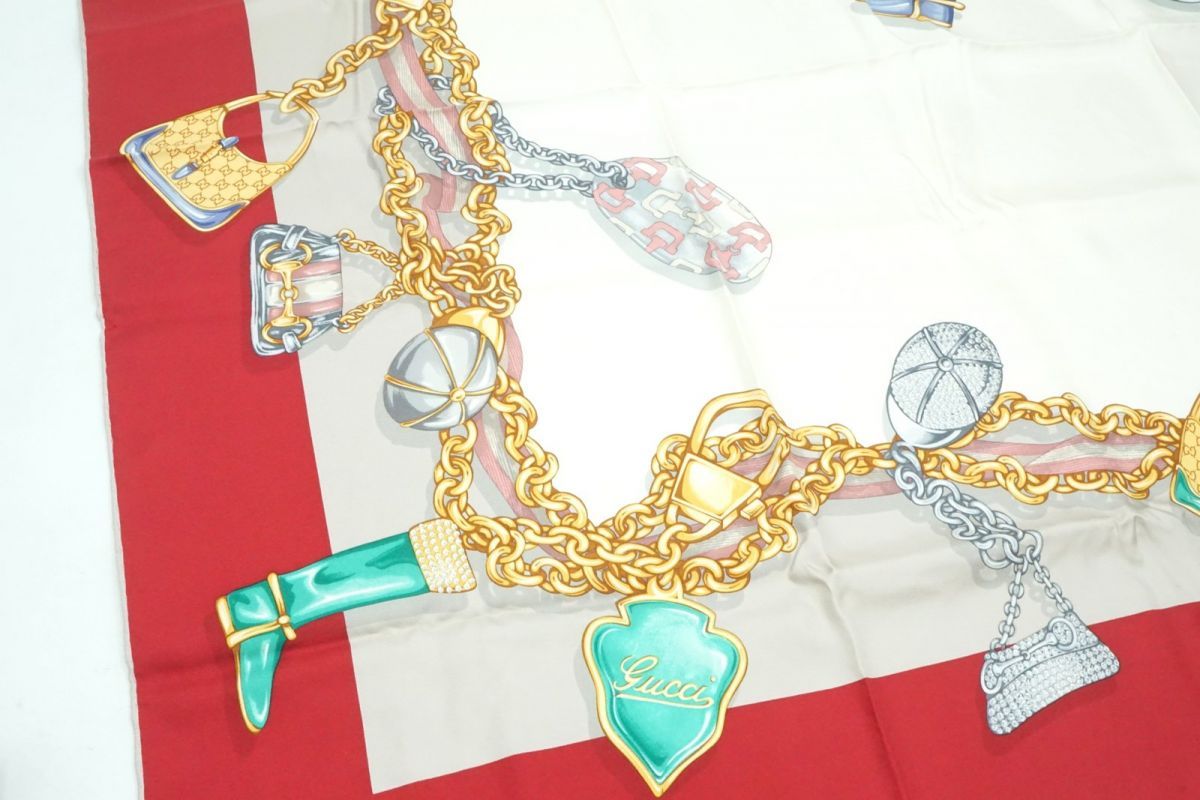 ボルドー GUCCI