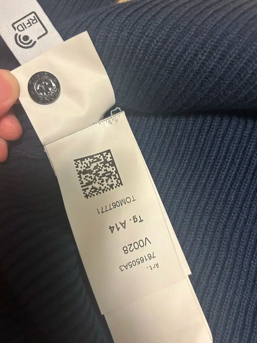  STONE ISLAND ストーンアイランド ネイビー ワッペン ニット キッズ 14 税金 A カーディガン トップス