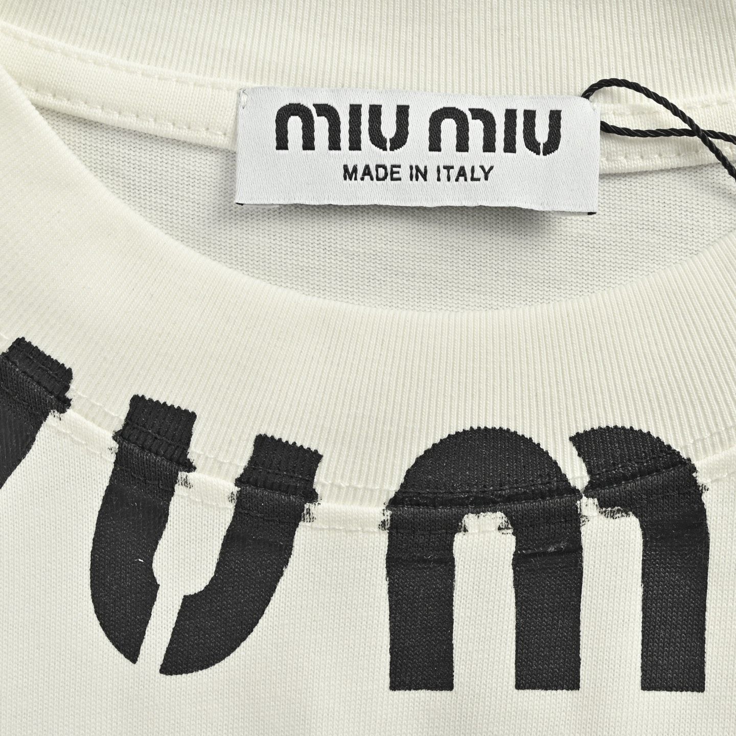 ミー出品　白黒M 首元印刷無し グラフィックプリントTシャツ(M ホワイト): トップス｜Right-on