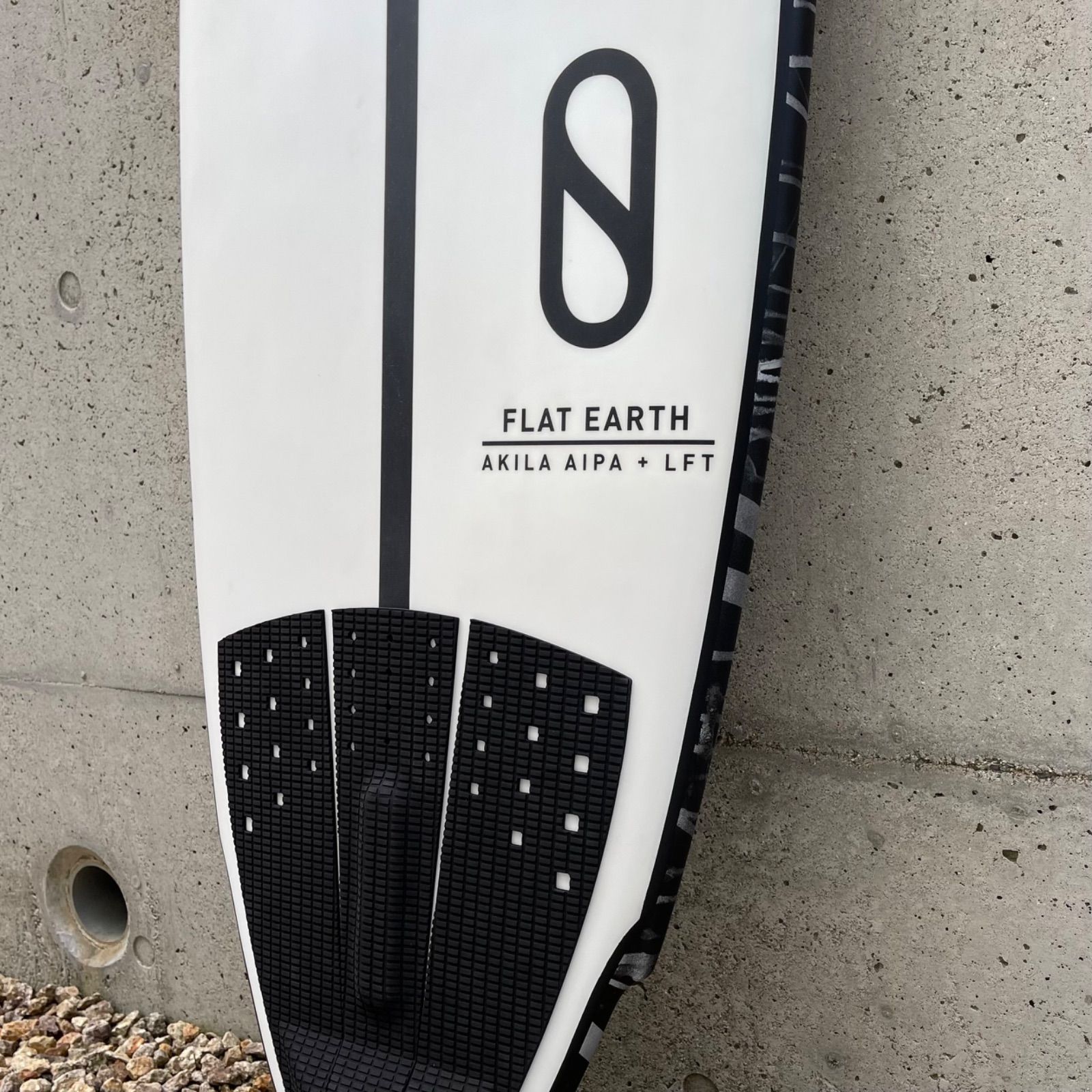 送料無料 FIREWIRE ファイヤーワイヤー 5'6 サーフボード 27.1L