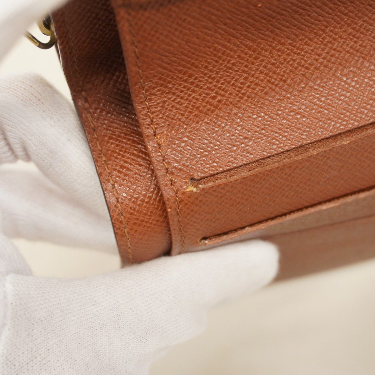 コンパクトジップ M61667