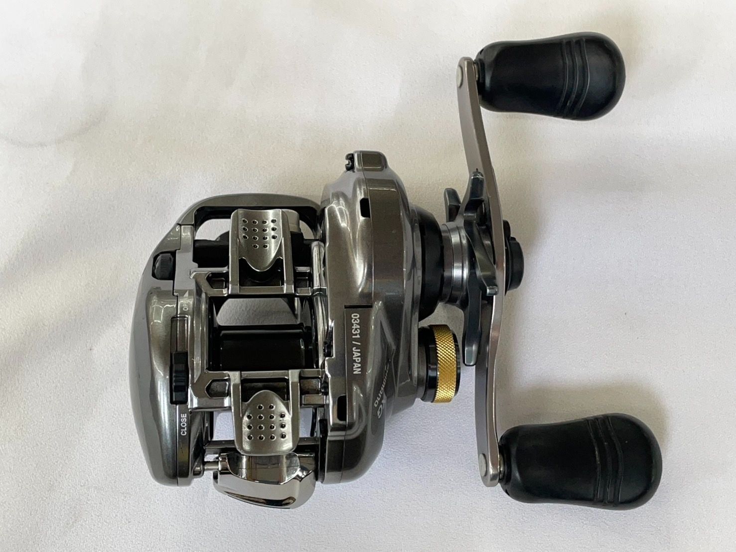 シマノ メタニウムDC XG シマノ 24メタニウムDC XG RIGHT 右 シマノ