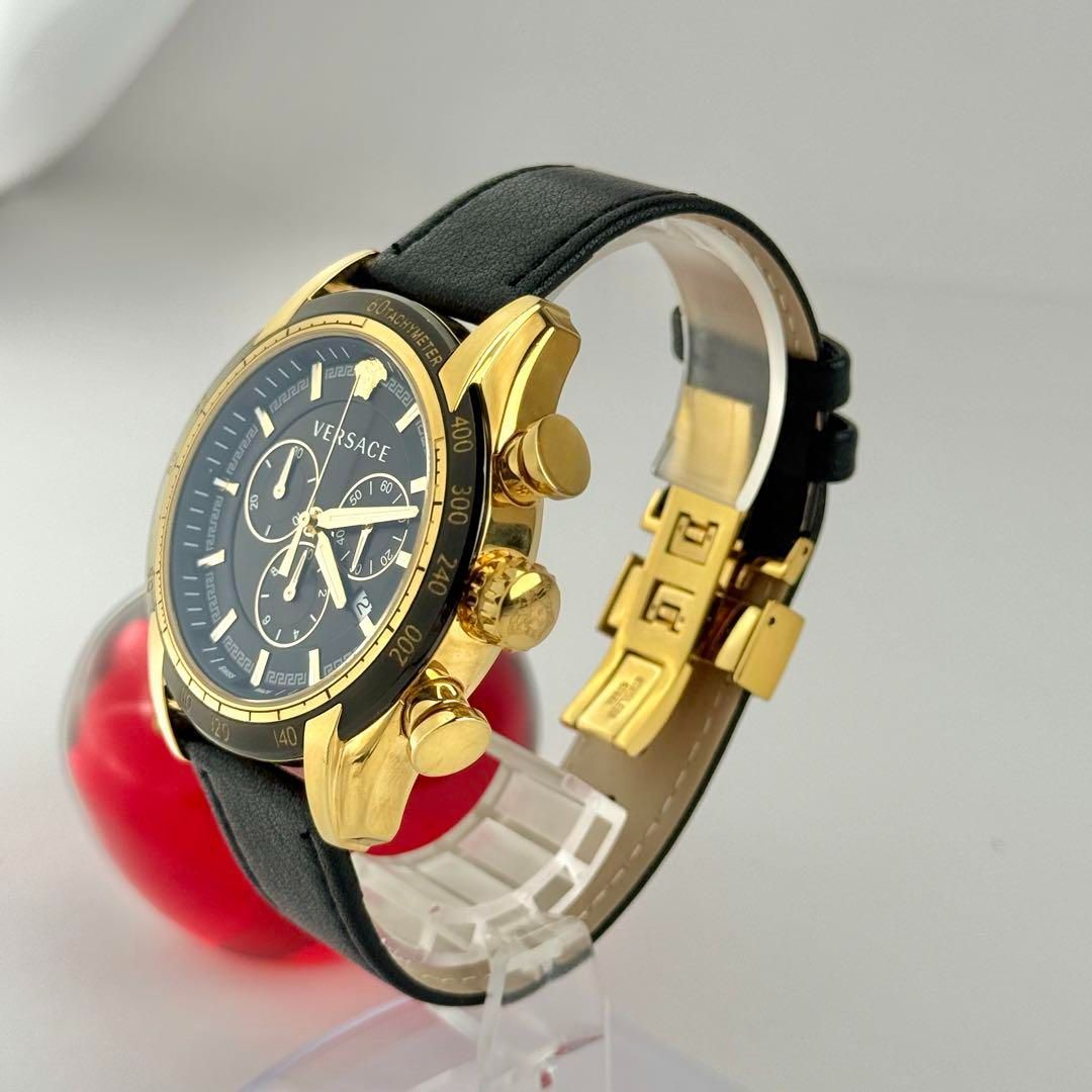 ヴェルサーチ メデューサ クロノグラフ 新品ベルト 新品電池 メンズ腕時計571 ヴェルサーチ メデューサ クロノグラフ 新品ベルト 新品電池 メンズ