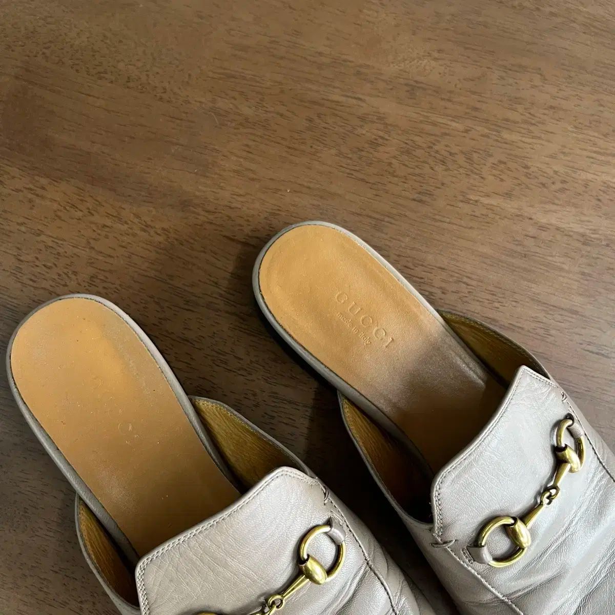 GUCCI(グッチ) ホースビット ミュール 37 5 - メルカリ