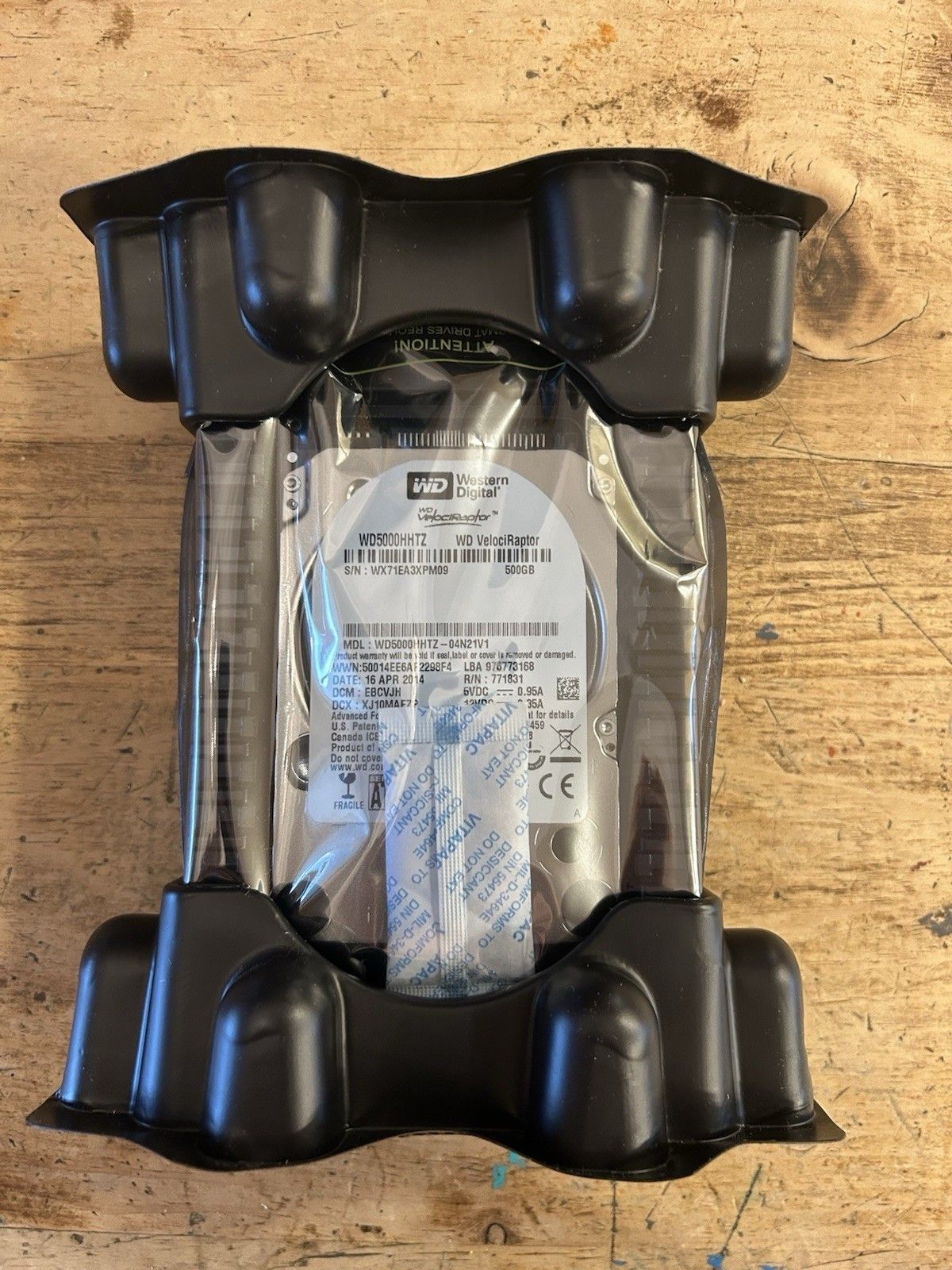 Western Digital VelociRapt 500GB 10K RPM 64MB 6Gbps SATA 2.5インチ ハードドライブ WD5000BHTZ