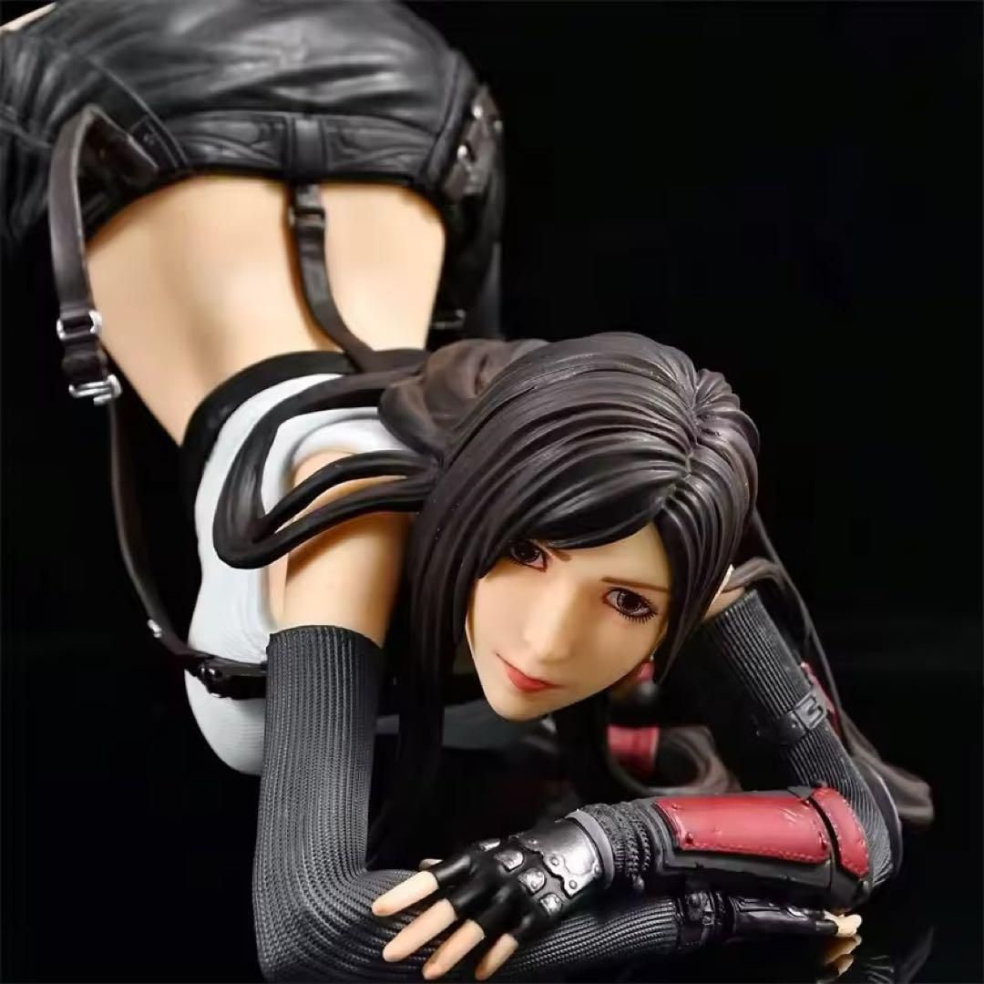 Tifa Lockhart フィギュア 四つん這い