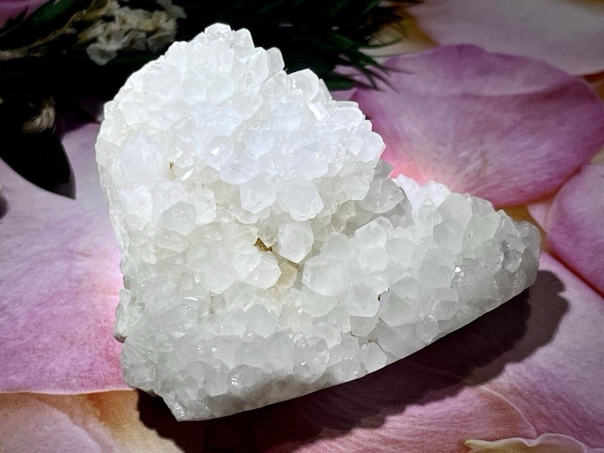 四川省産　フラワー水晶　クリスタル　クラスター　花水晶　ラフストーン　原石