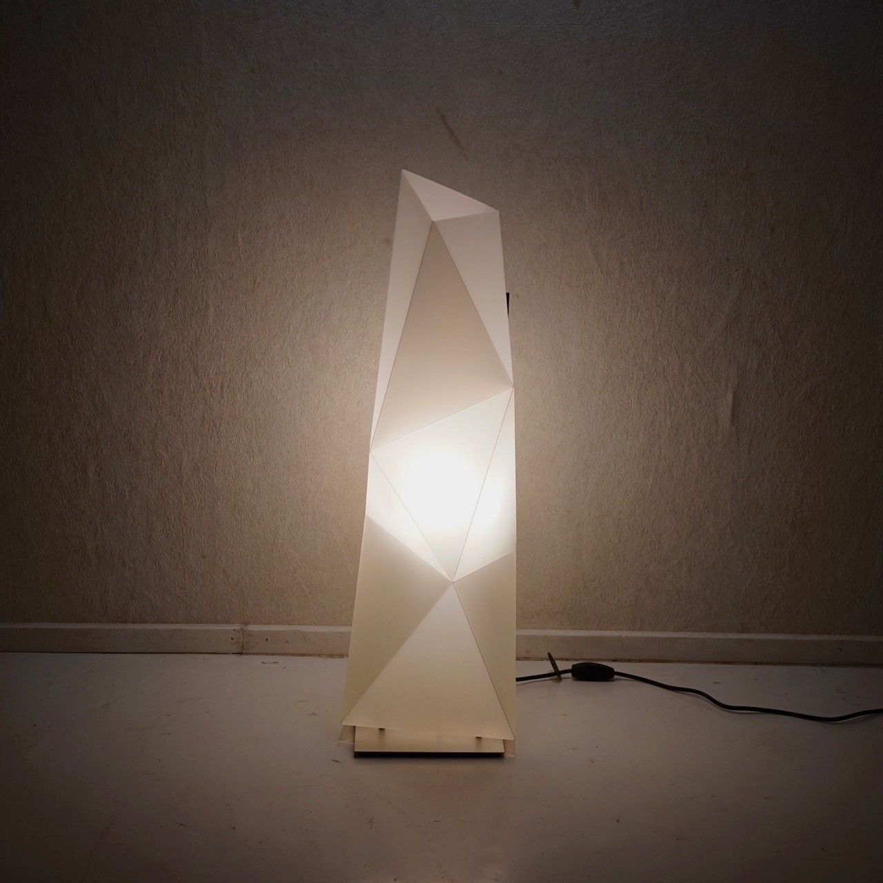 SLAMP(スランプ)のフロアスタンド・フロアライト4件[タブルーム]