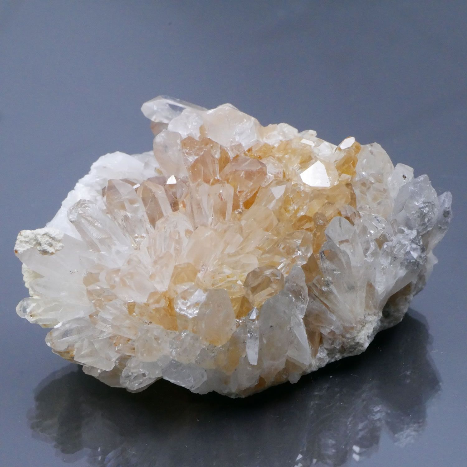 四川省産 菊花水晶 クラスター 1点物 約115g（天然シトリン内包 
