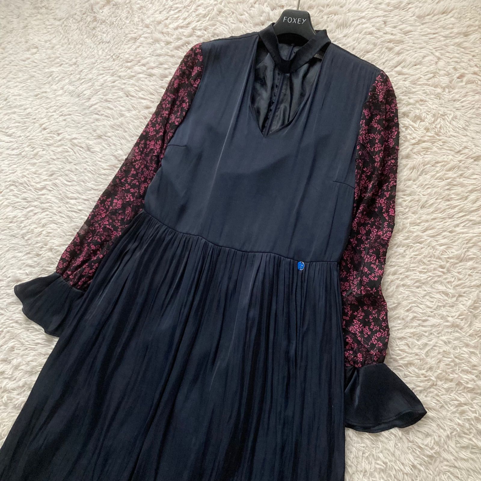 3.8万 Perfume closet パフュームクローゼット FLOWER SLEEVE DRESS 4 phase2 ロングワンピース レディース Mサイズ 紺 ネイビー 花柄袖 Aライン マキシ丈 ドレス ポリエステル オケージョン ライブ デート