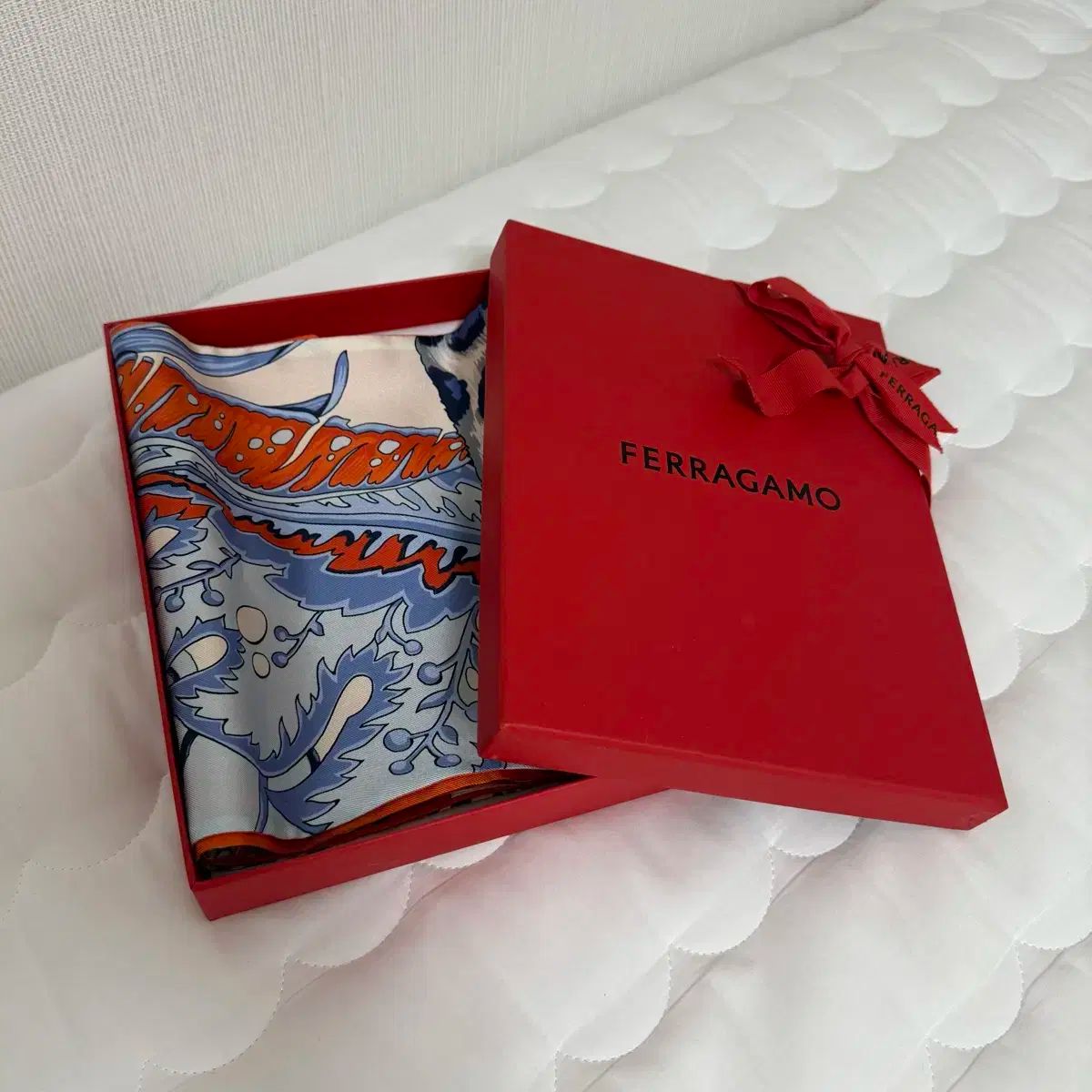 Ferragamo フェラガモ FERRAGAMO フェラガモ スカーフ