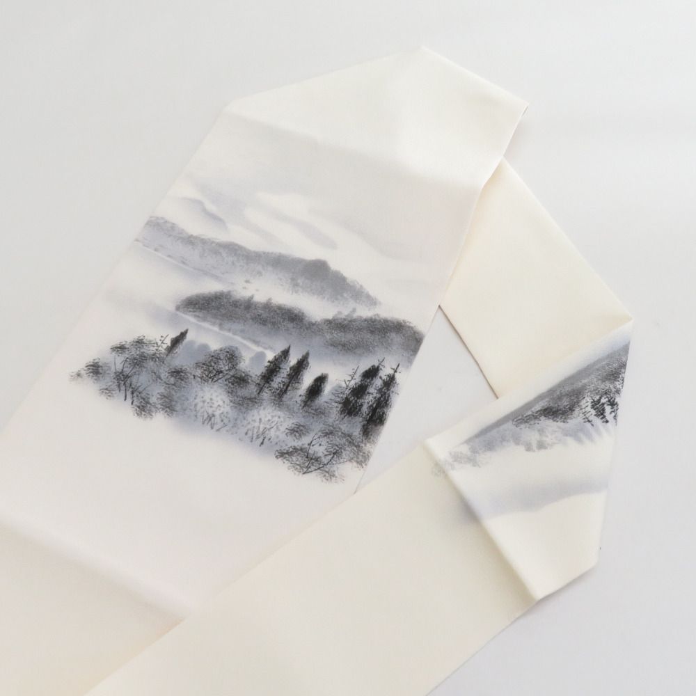 名古屋帯 染帯 正絹 風景柄 水墨画調 お太鼓柄 白x黒 縮緬 カジュアル 長さ369cm