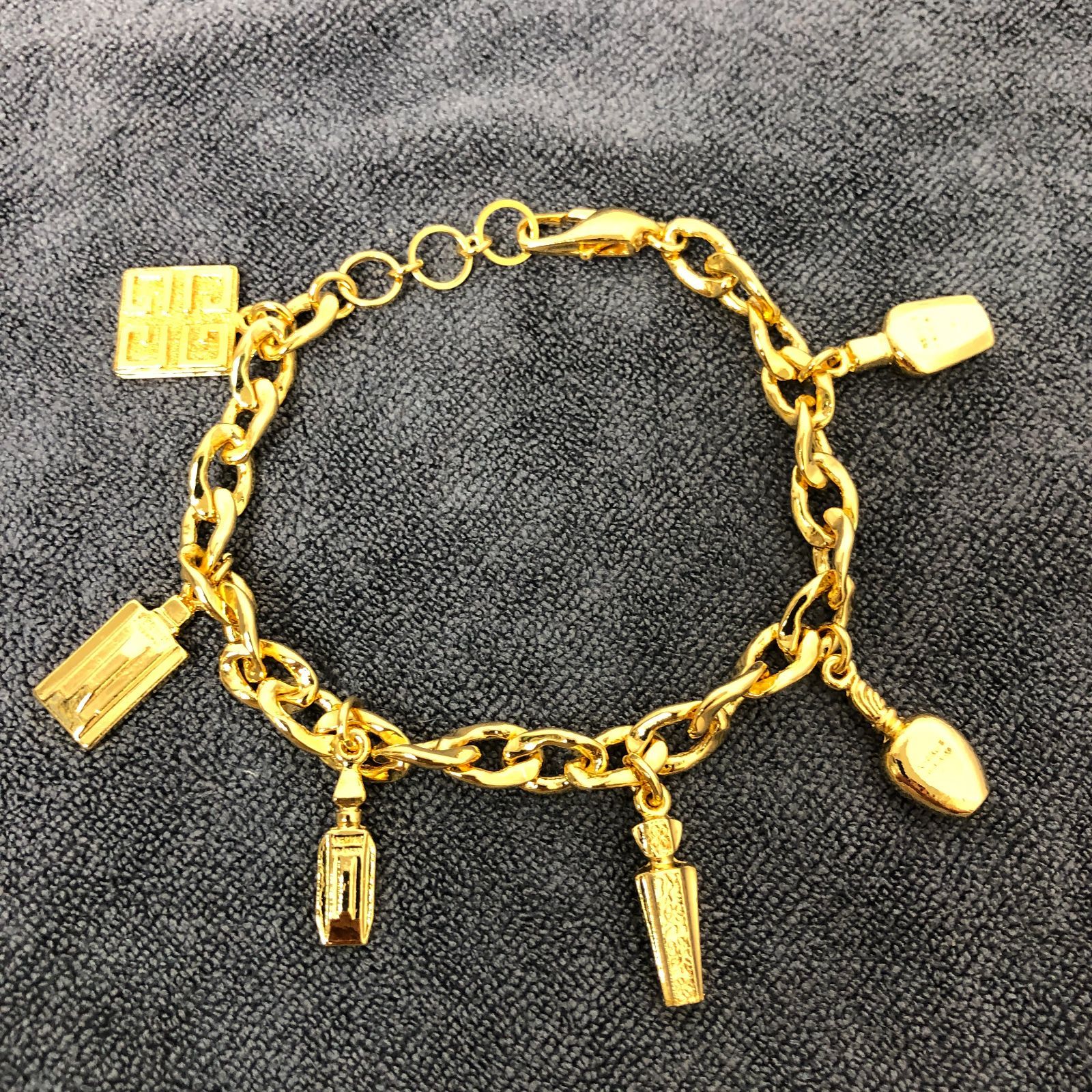 GIVENCHY ジバンシー ブレスレット ゴールド 香水モチーフ