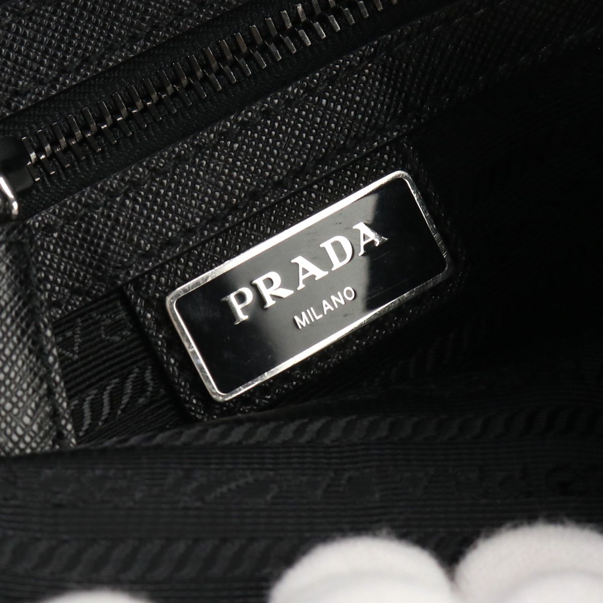 PRADA プラダ ナイロン ショルダーバッグ 2VH053 064 F0002 斜め PRADA プラダ ナイロン ショルダーバッグ 2VH053 064 F0002 斜め