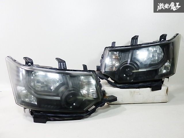 三菱 純正 DBA-CV5W CV5W デリカ D:5 4B12 HID ヘッドライト