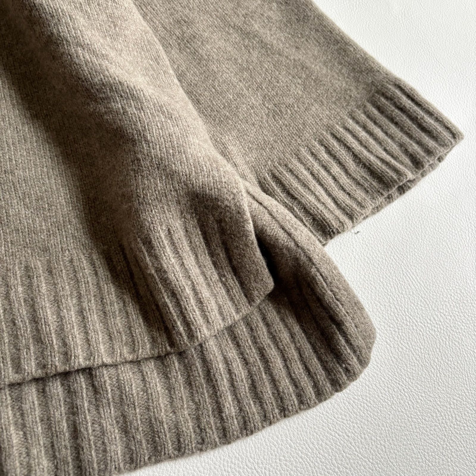 ウィムガゼットWhim Gazette＊カシミヤミックス タートルネックニット