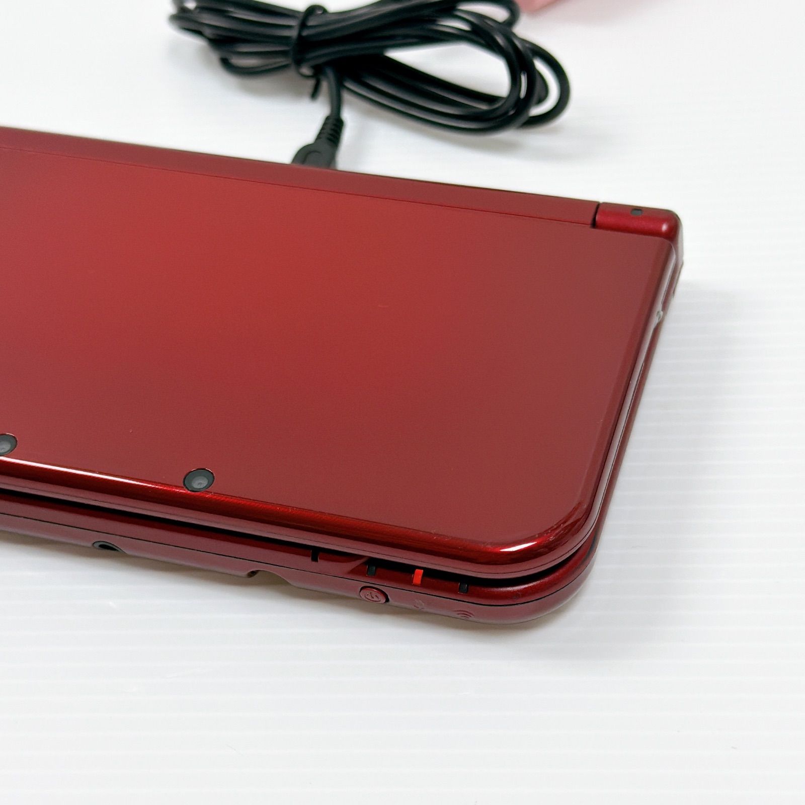 メタリックレッド 上画面IPS液晶