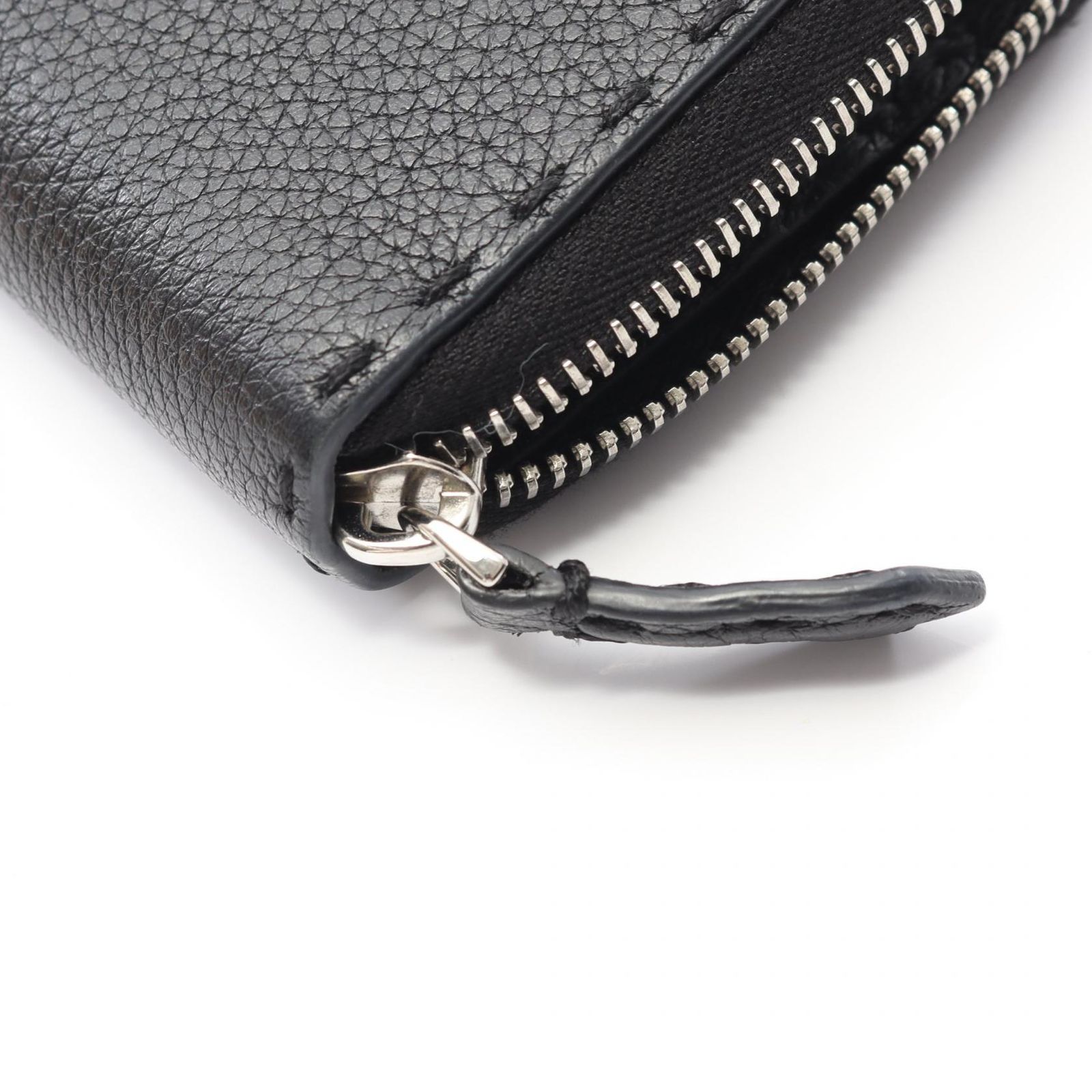 フェンディ FENDI ラウンド長財布 セレリア ブラック レザー セレリア