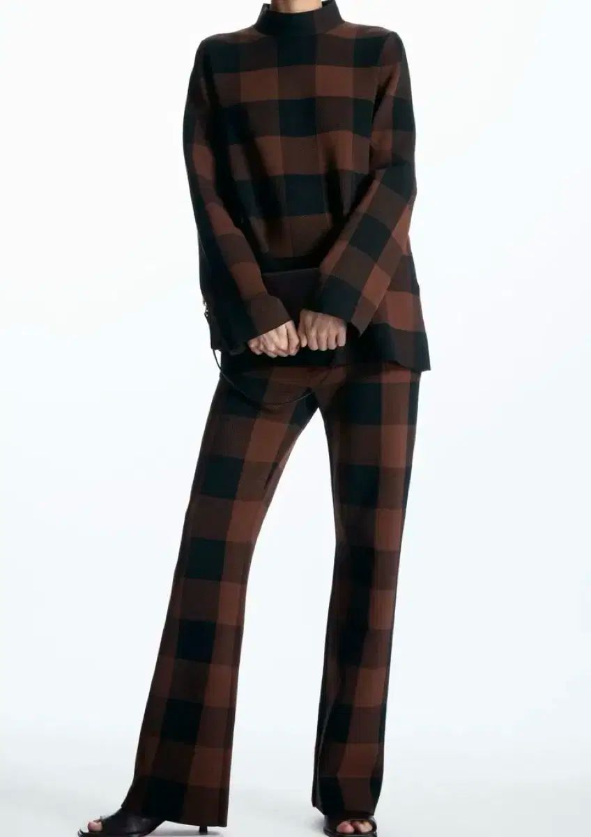 コス ブラウン ジャカード ニット セットアップ XS