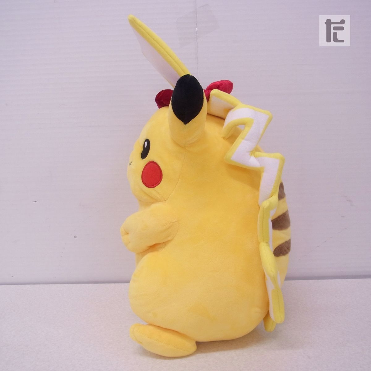 ピカチュウ ぬいぐるみ ポケモンセンター ピカチュウ キョダイマックスのすがた