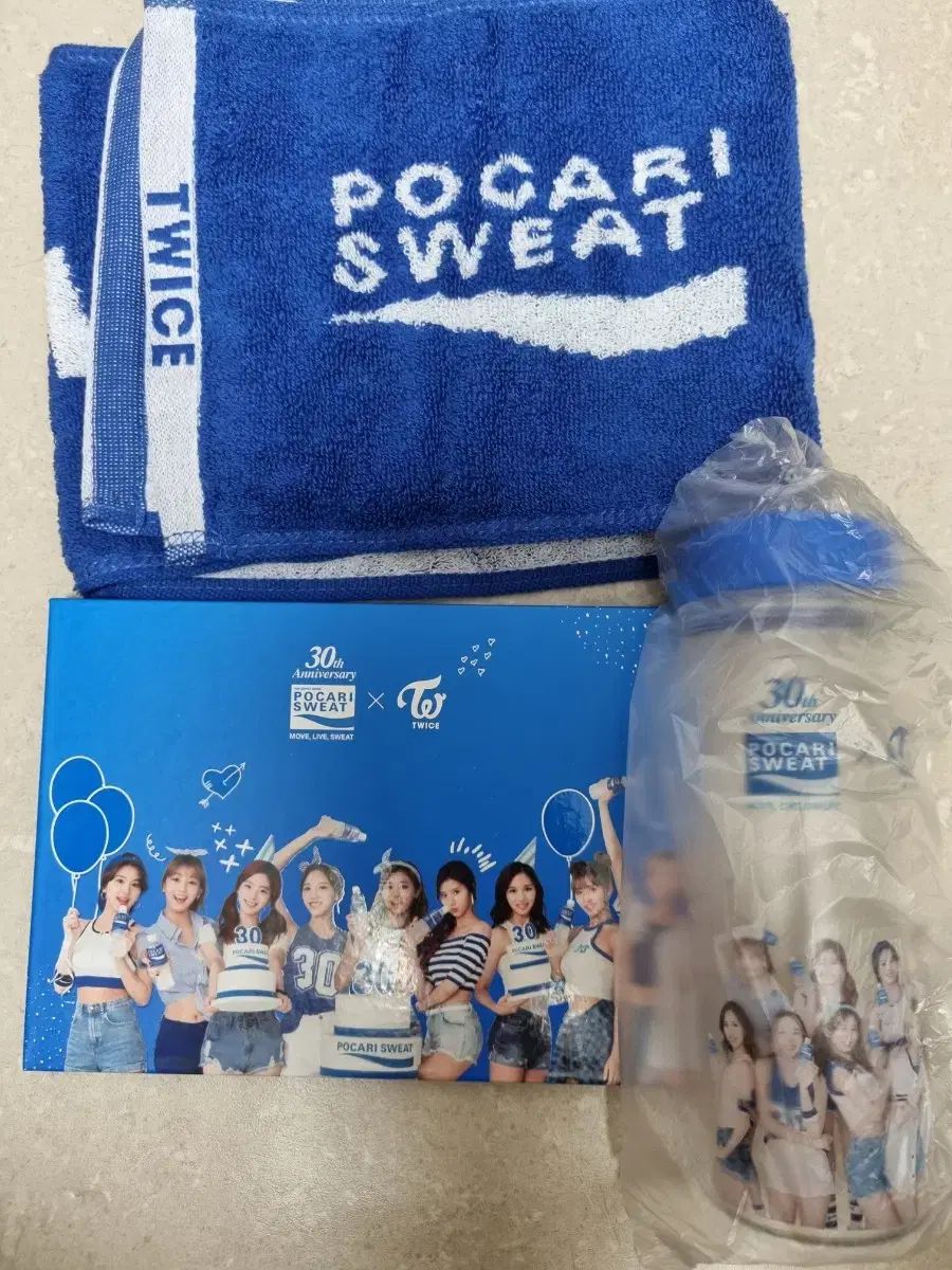 TWICE ポカリ POCARI SWEAT 30th 限定 トレカ 全員9枚 【公式通販】
