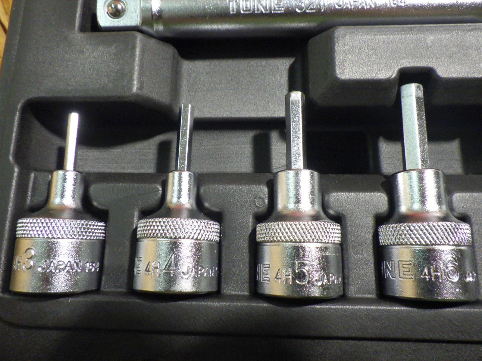工具 TONE