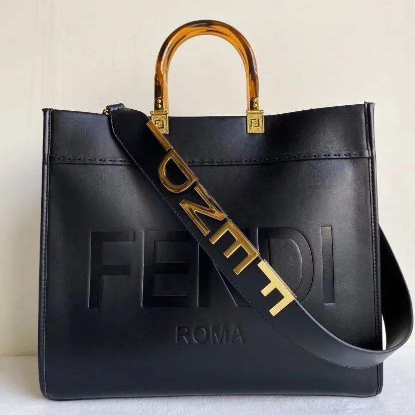 FENDI フェンディ ハンドバッグ サンシャイン ロゴ