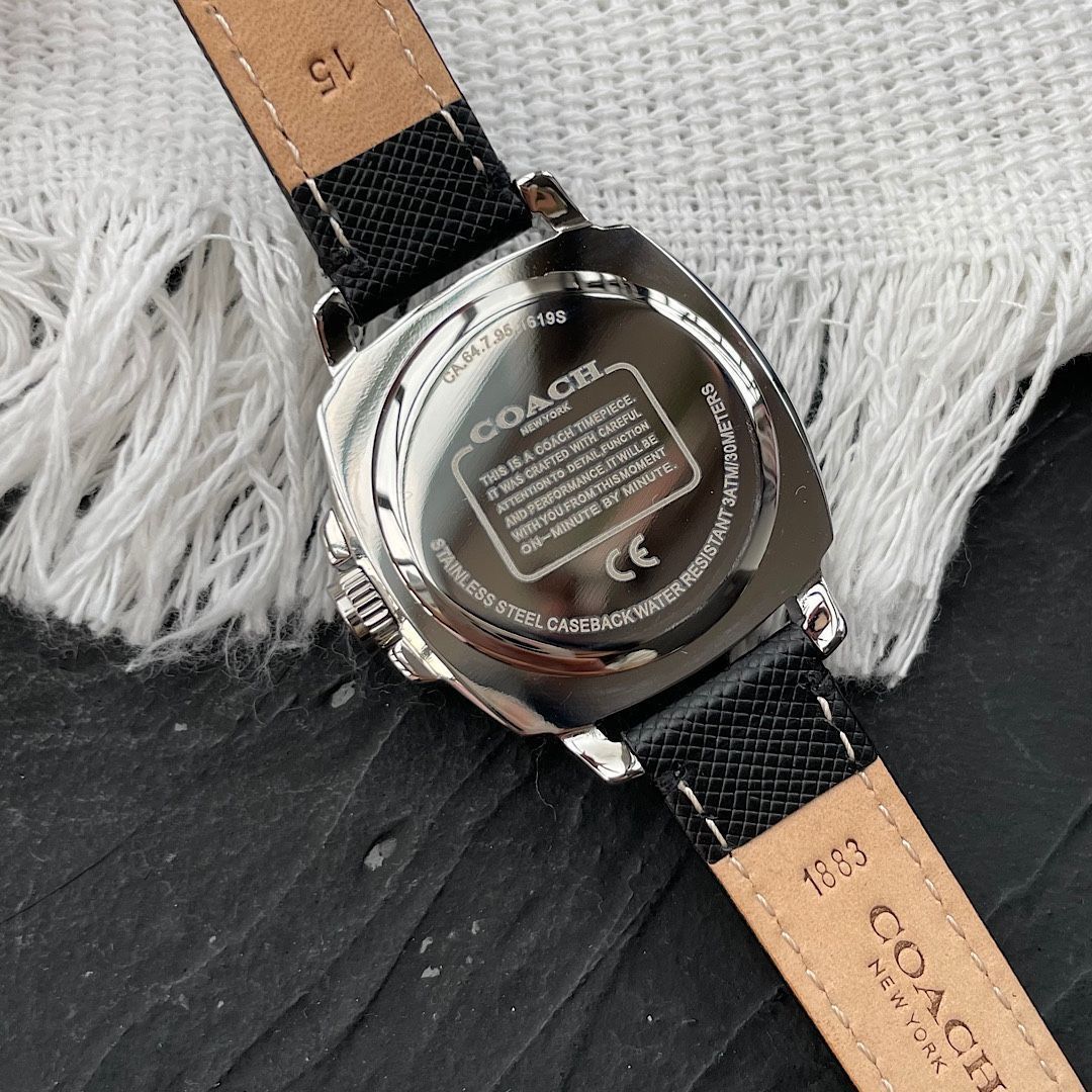 散りばめたクリスタルが美しく目を引く♪【Coach】38mm 腕時計 キット ウォッチ・38MM （腕時計）｜COACH / コーチ