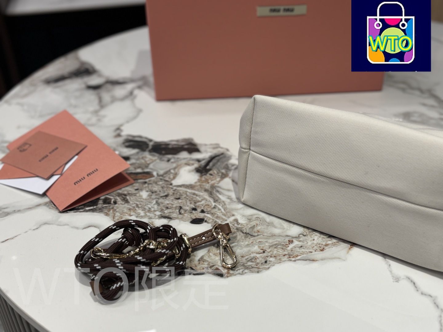 今日 Miu Miu Canvas Lunch Box Bag - ミュウミュウ キャンバス ランチボックスバッグ～おしゃれで実用的な早春新商品 人気の帆布バッグ～送料無料-WTO輸入1 STEELWINDOWSANDDOORS_COM