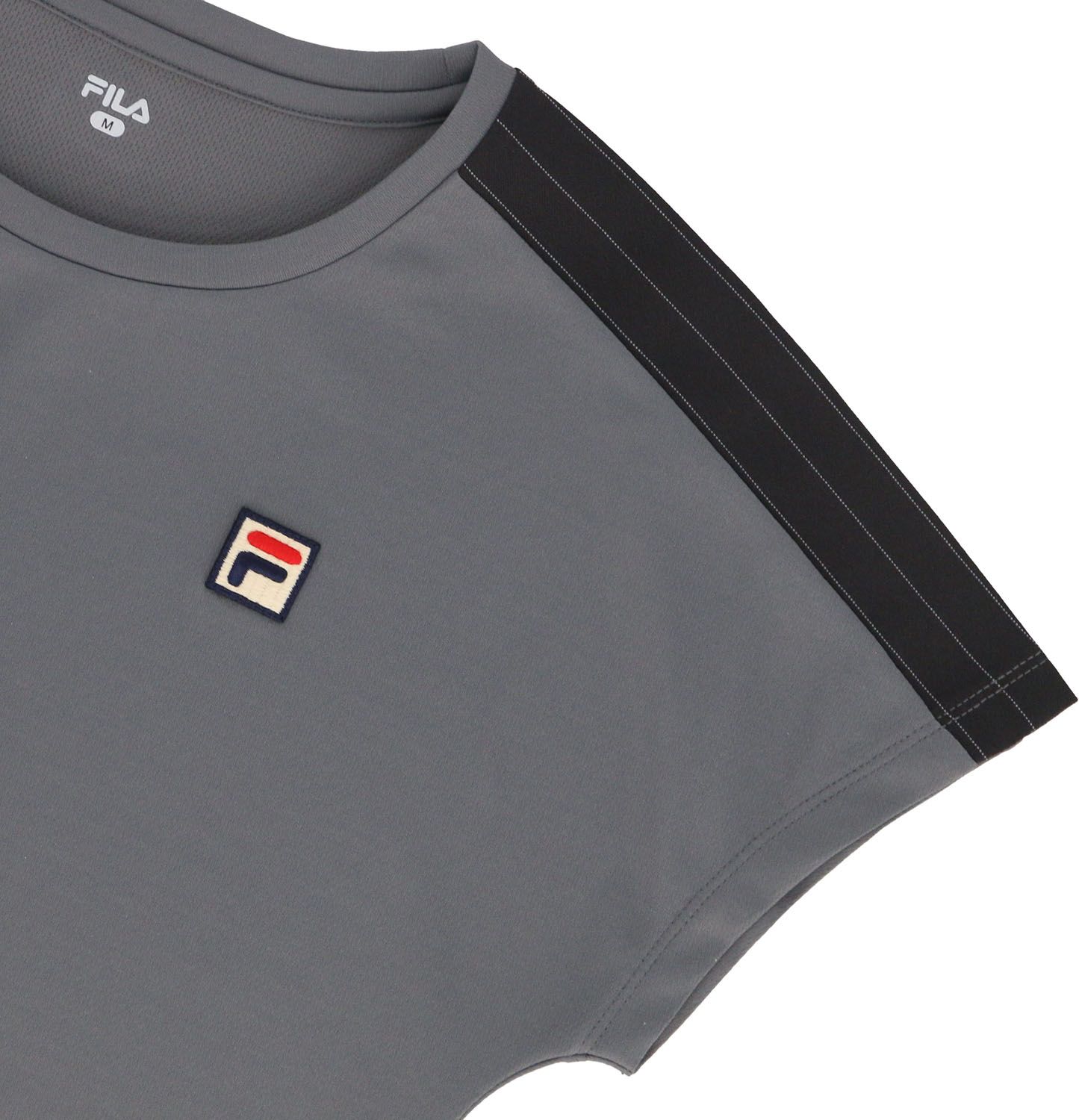 スタイリッシュな フィラ FILA テニス ゲームシャツ レディース ウィメンズ 女性 大人 半袖 Tシャツ トップス ウェア ロゴ ワンポイント メッシュ ピンストライプ 部活動 クラブ スクール EL0246 34Z アイボリー