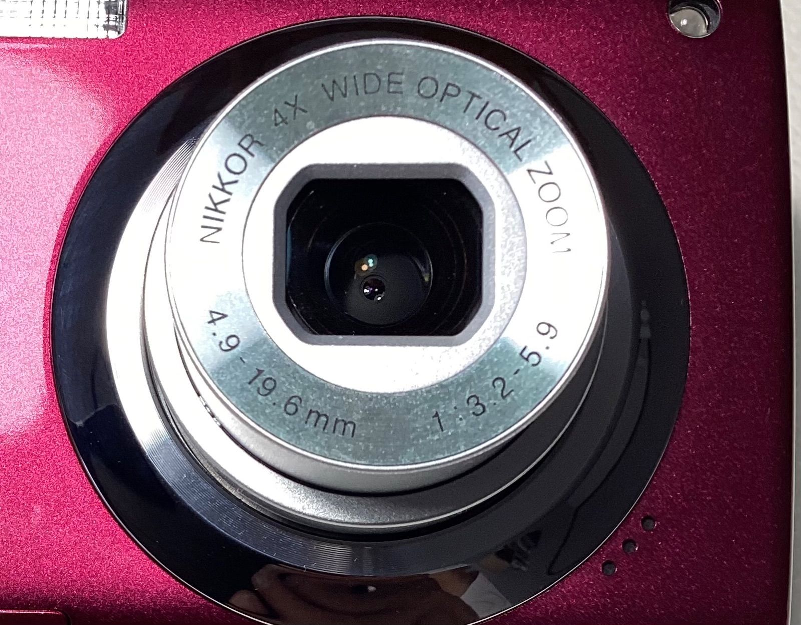 Nikon ニコン　COOLPIX S4000 ルビー　レッド　ピンク　デジカメ Nikon ニコン COOLPIX S4000 ルビー レッド ピンク デジカメ