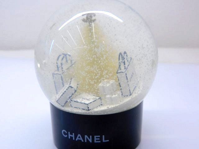 シャネル スノードーム □ ノベルティ クリスマスツリー ホワイト インテリア 置物 非売品 CHANEL □6G - メルカリ