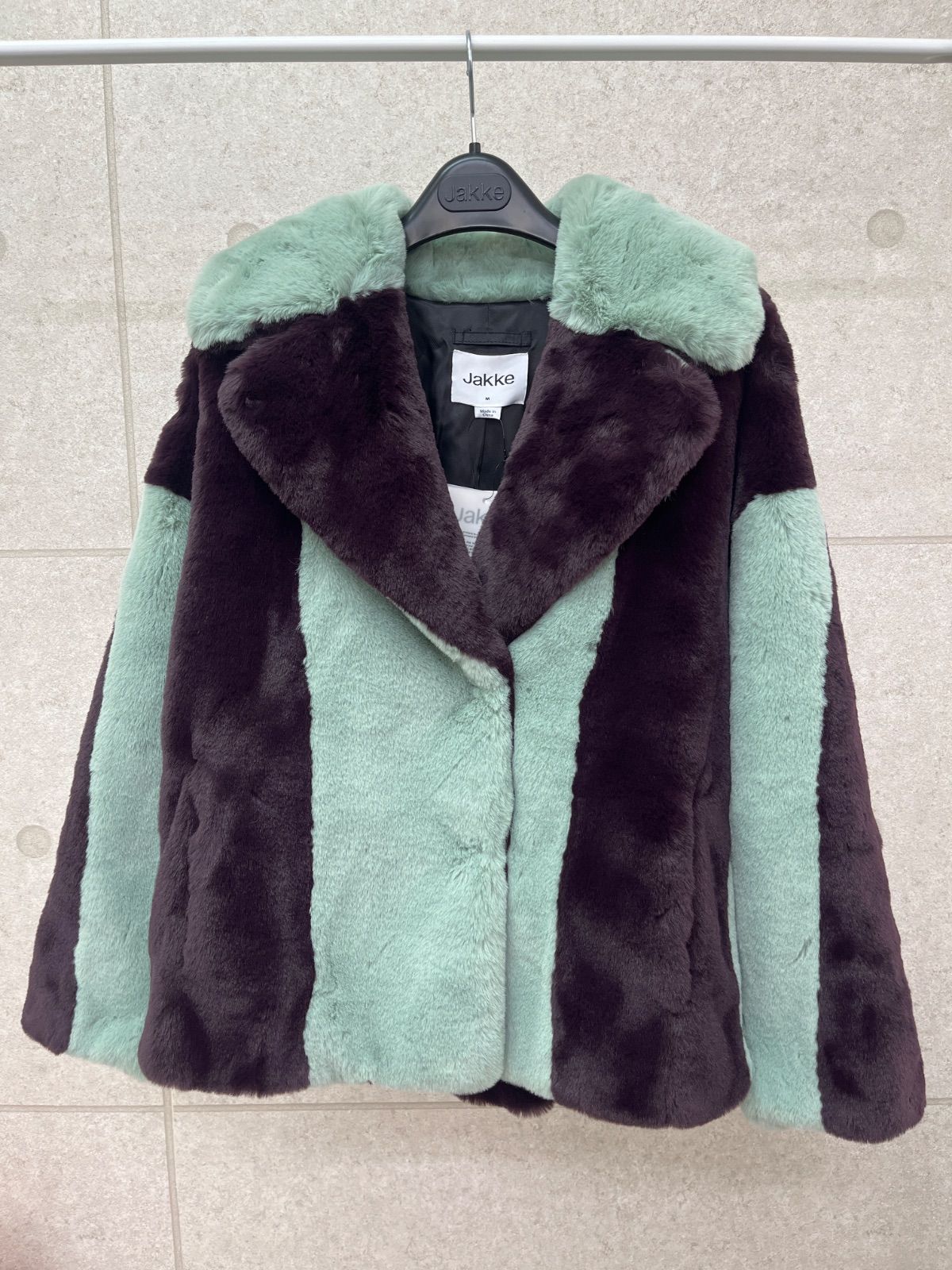 アウトレット特価【正規品取扱店・新品】 JAKKE コート エコファー