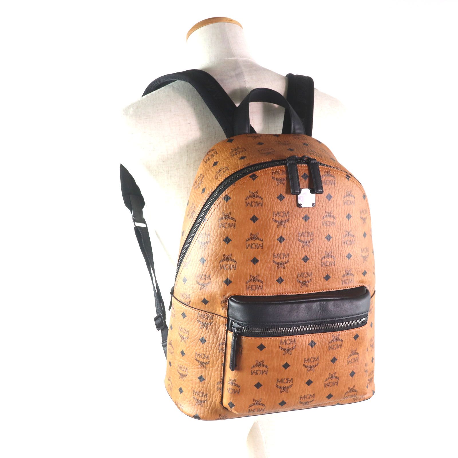 未使用級】MCM stark ヴィセトス モノグラム レザー リュック
