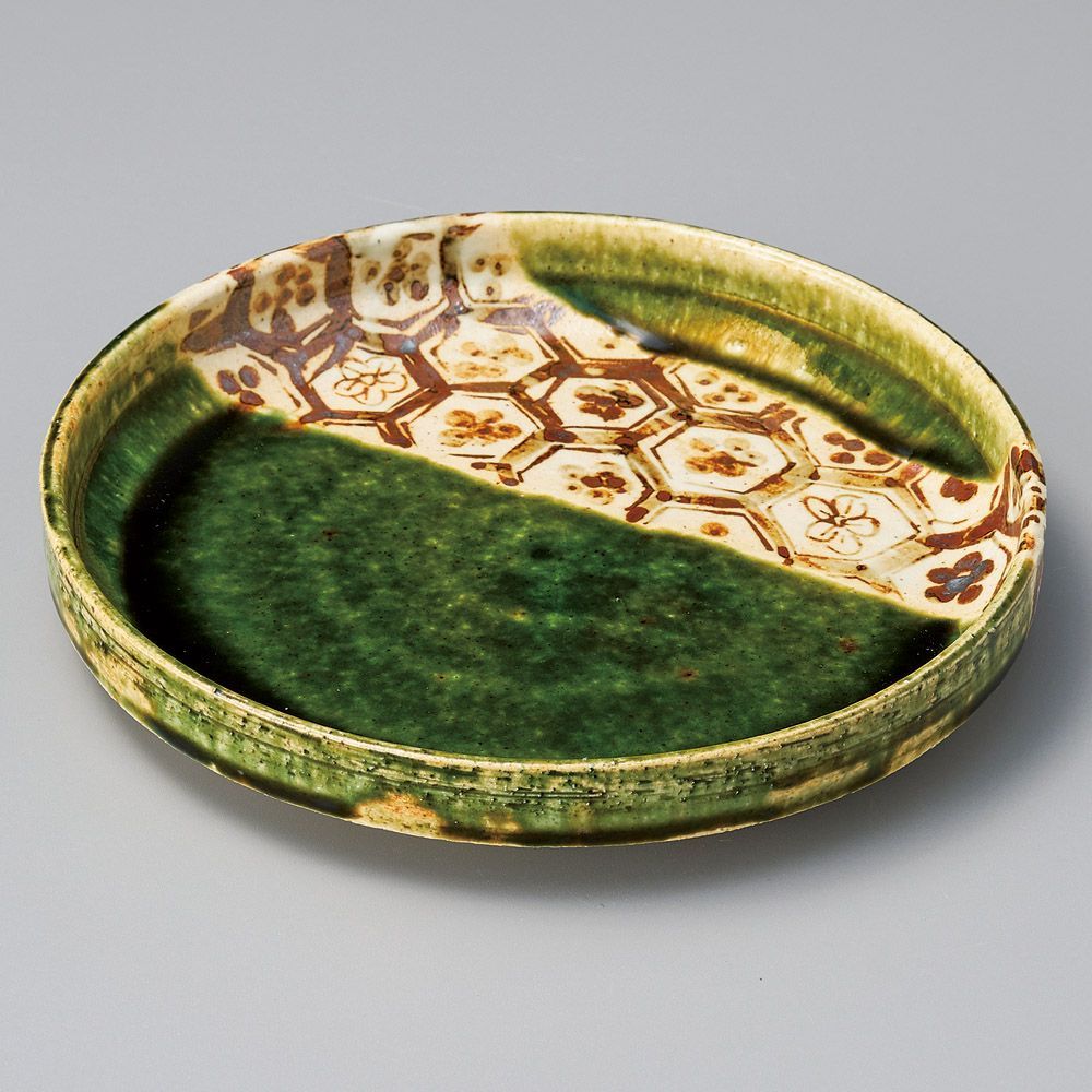 織部亀甲切立和皿 丸皿