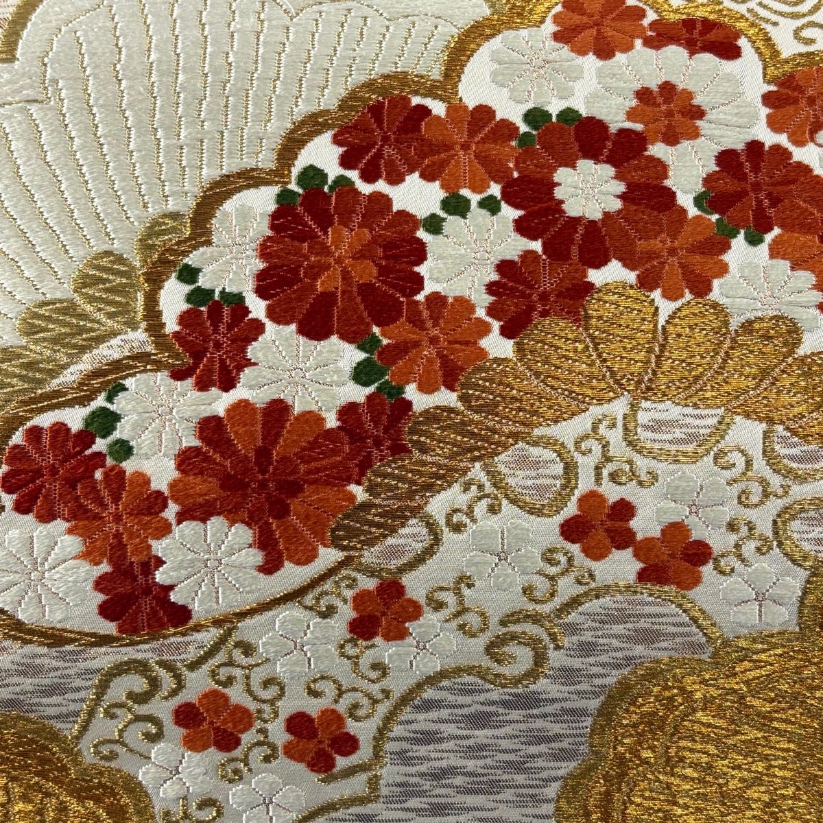 袋帯 逸品 河合美術織物 落款 笠松 草花 金糸 箔 クリーム 六通