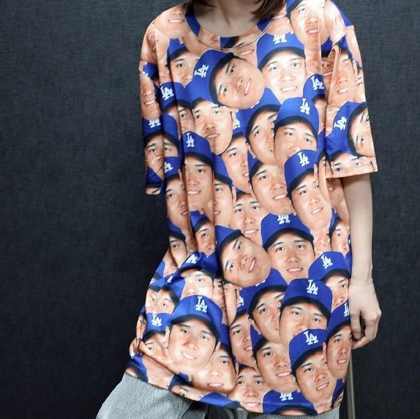 MLBライセンス品 SHOHEI OHTANI|大谷翔平 Lサイズ 顔 Tシャツ ド ジャース 米国FOCO社製