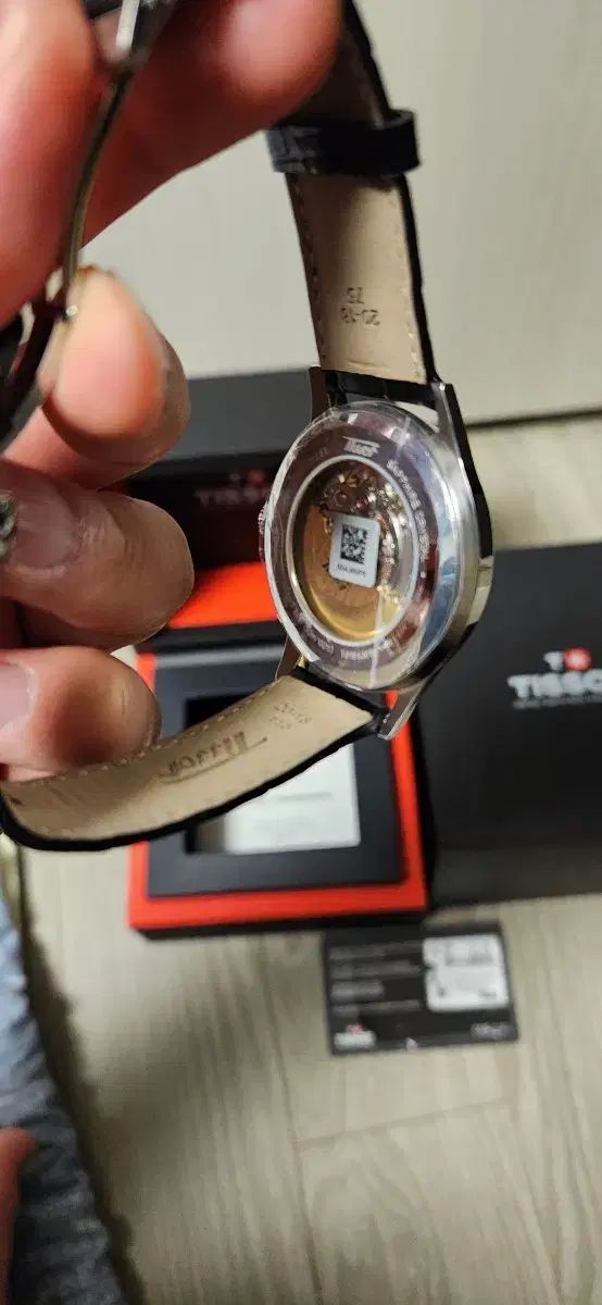 TISSOT ティソ デイト ブラック文字盤 SS メンズ 稼働 TISSOT(ティソ