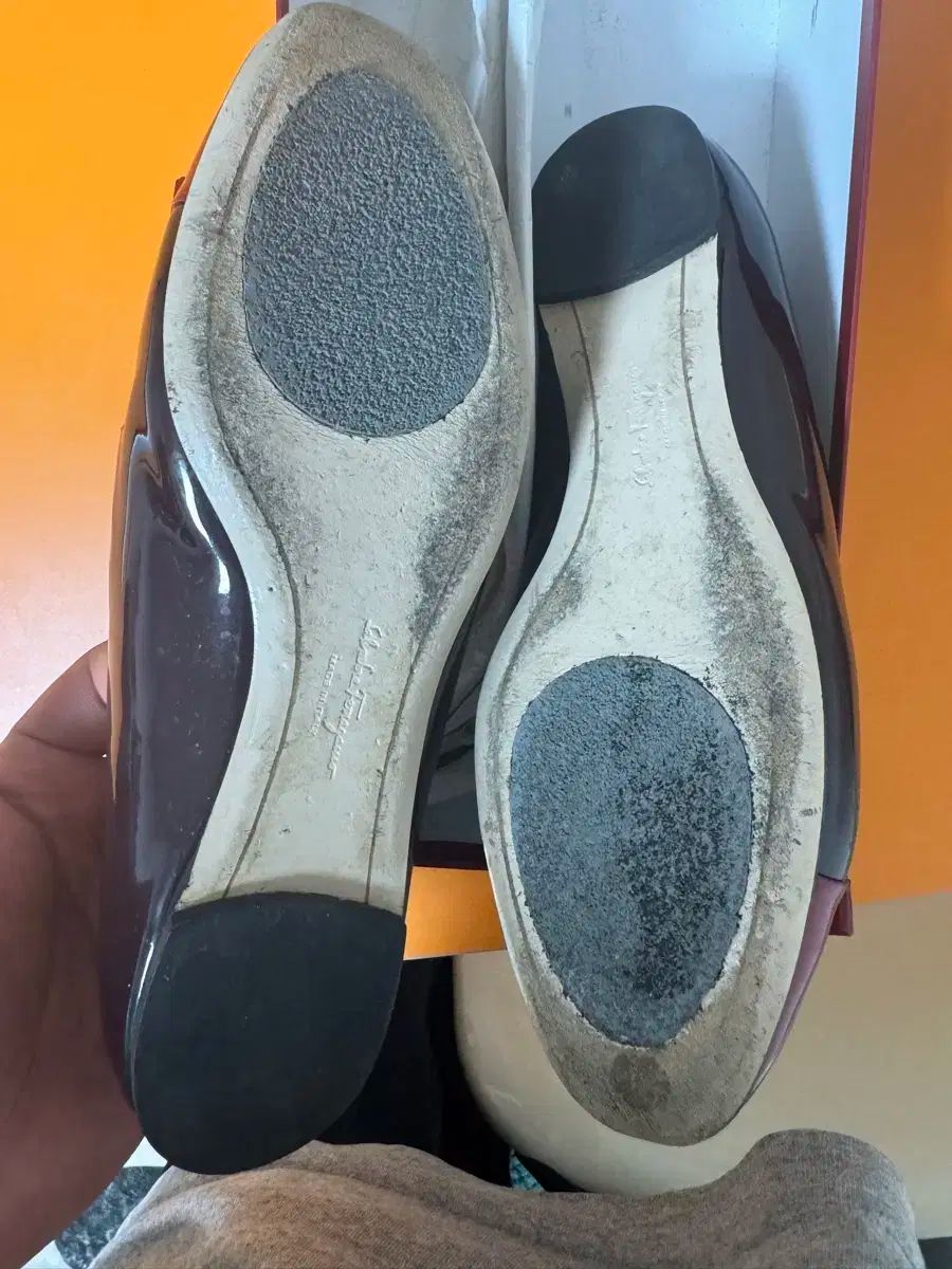 サルヴァトーレ FERRAGAMO(フェラガモ) フラットシューズ 245mm 24cm