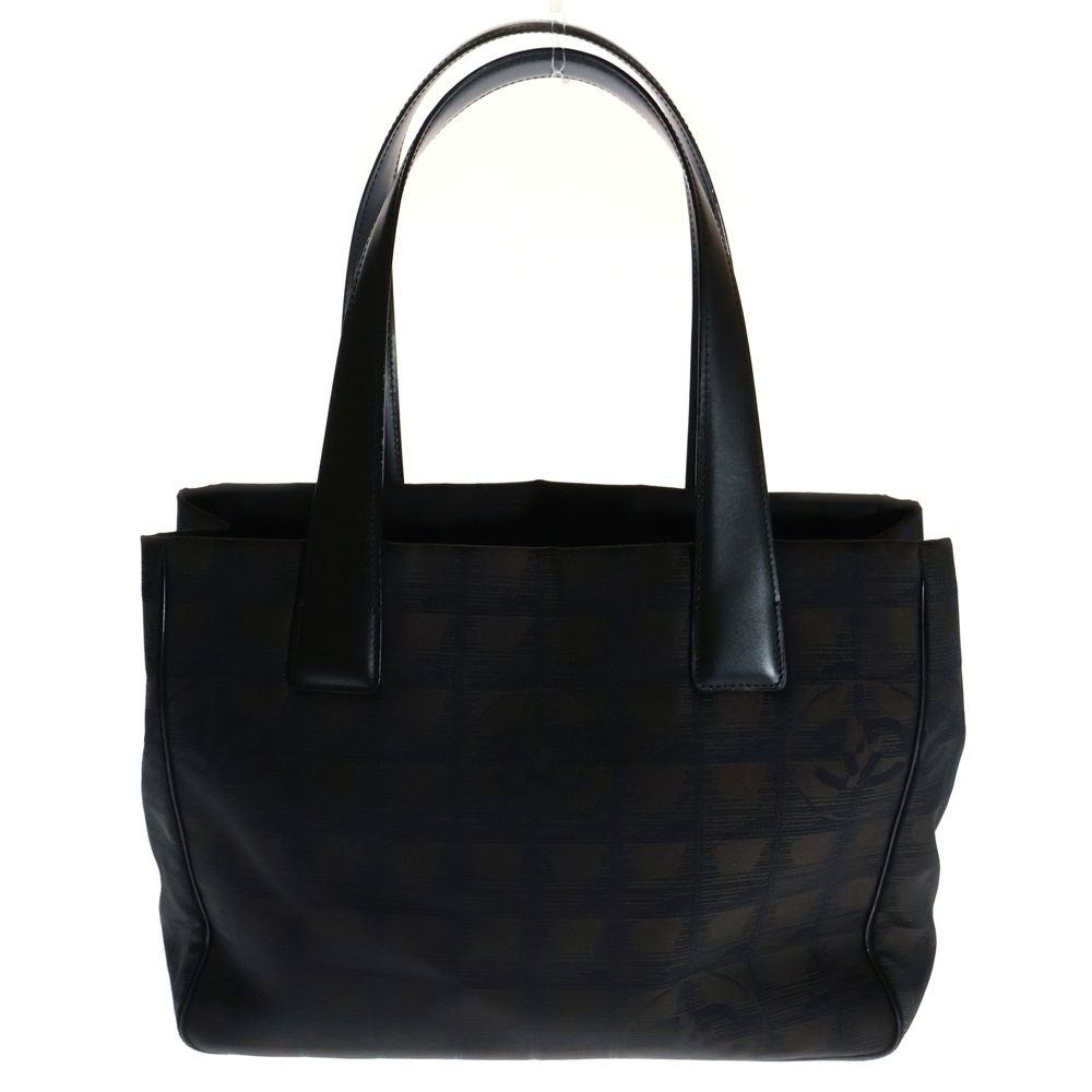 ⭐️極美品⭐️シャネル　新型ニュートラベルラインMM ココマーク　ナイロン　黒 CHANEL シャネル ニュートラベルライン ハンドバッグ ココマーク