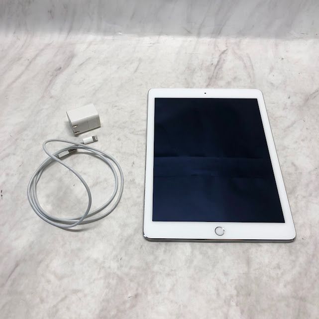 美品】Apple iPad Air 2 Wi-Fi 16GB シルバー A0723 0902ML012 美品】Apple iPad Air 2 Wi-Fi 16GB シルバー A0723 0902ML012