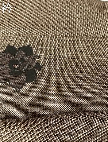 平和屋着物●本場大島紬　カタス9マルキ　草花文　千鳥　正絹　逸品　AAAX0278np 平和屋着物○本場大島紬 カタス9マルキ 草花文 千鳥 正絹 逸品